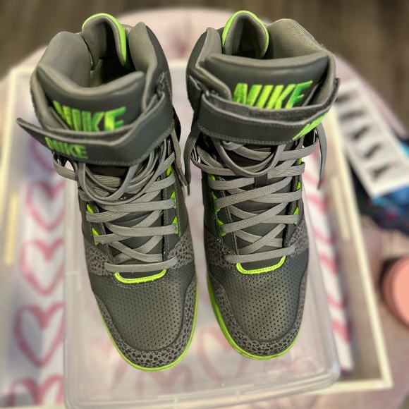 Nike Wedge Sneakers - Picture 5 of 5